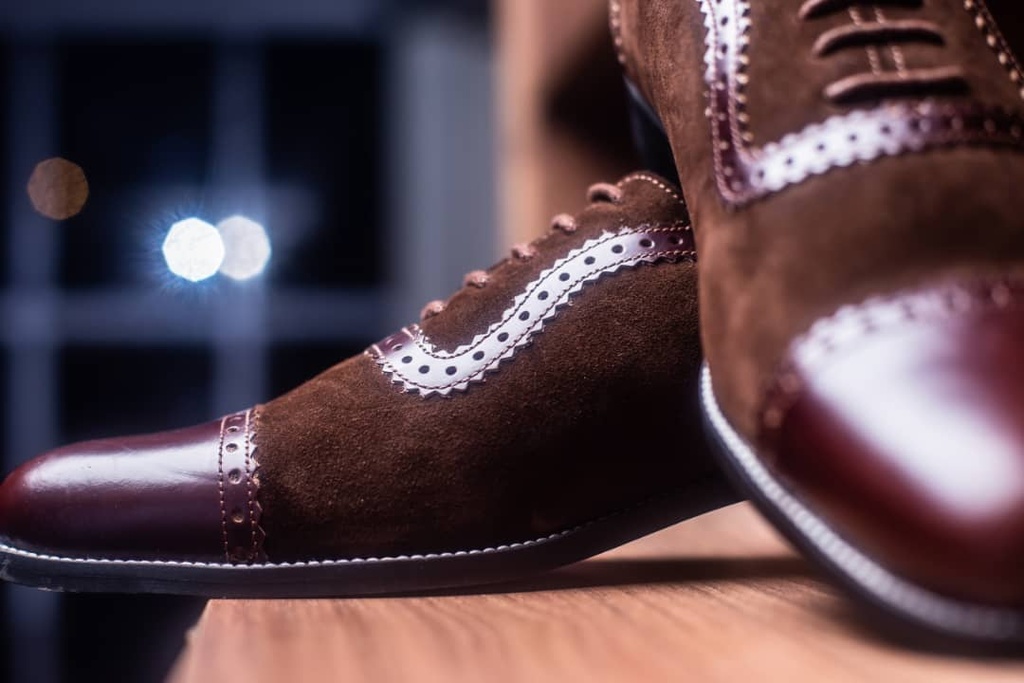 ARCHONI HANDMADE BROGUE SHOE